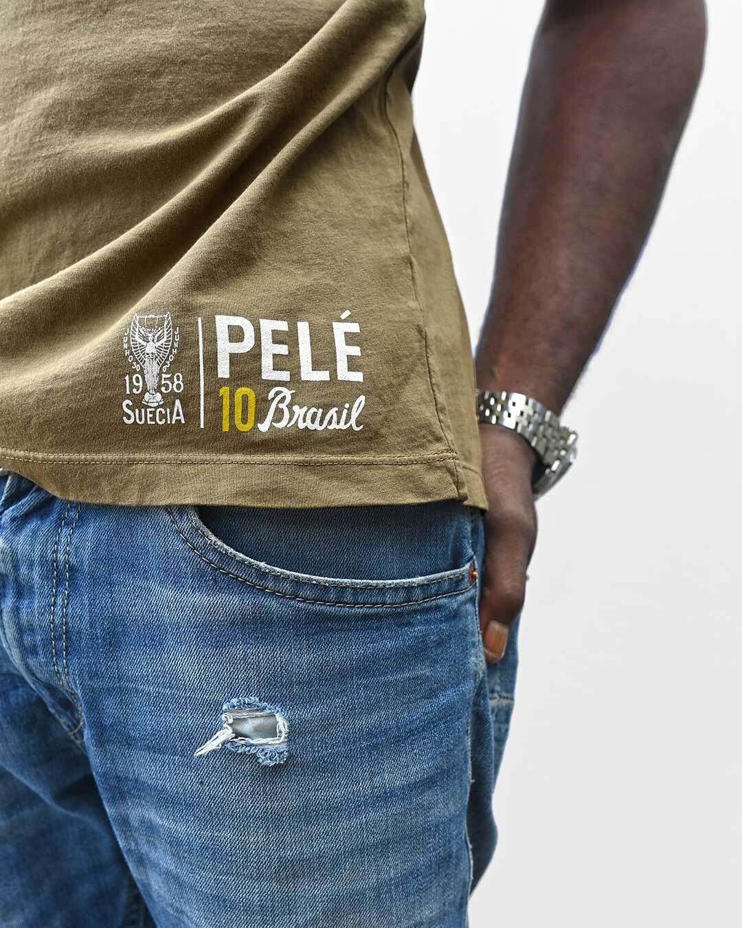Pelé 1958 Brasil Olive Tee - Image 3