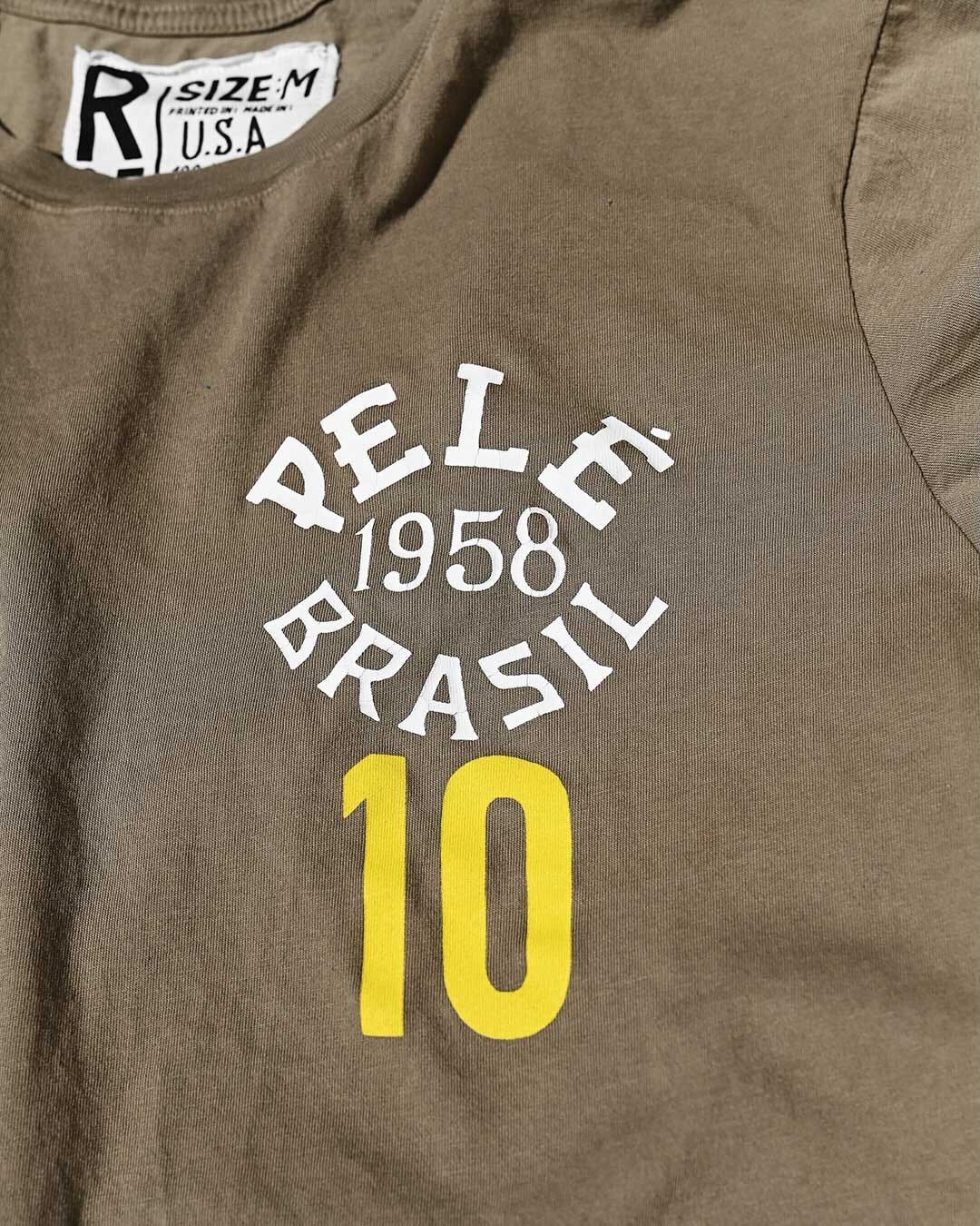 Pelé 1958 Brasil Olive Tee - Image 4