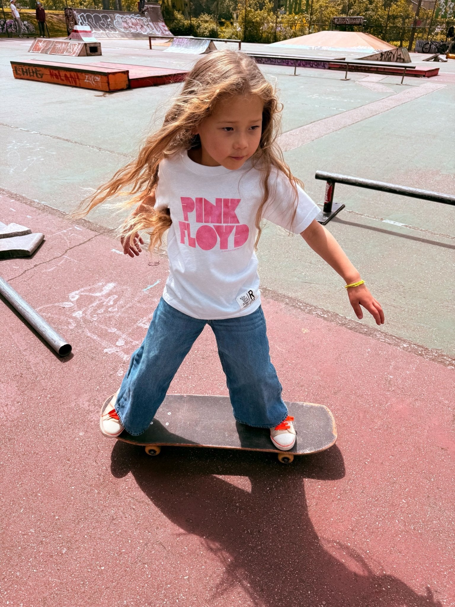 Pink Floyd Vintage White Kid's Tee - Image 4