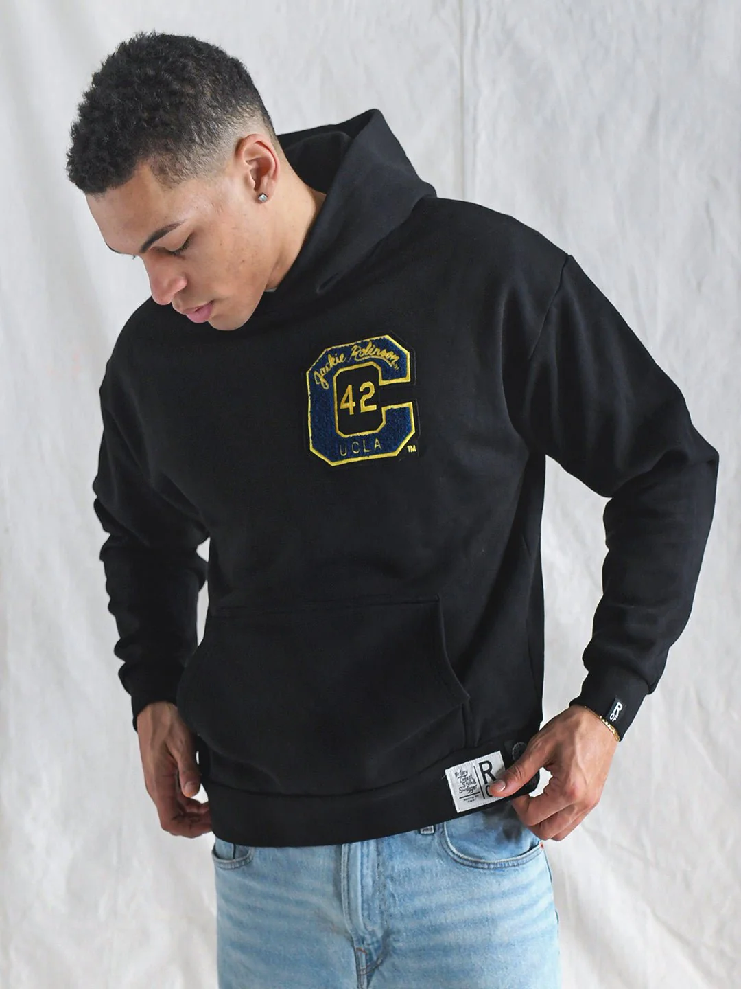 UCLA - Jackie Robinson 4-Sport Star Black Heavyweight PO Hoody - Image 8